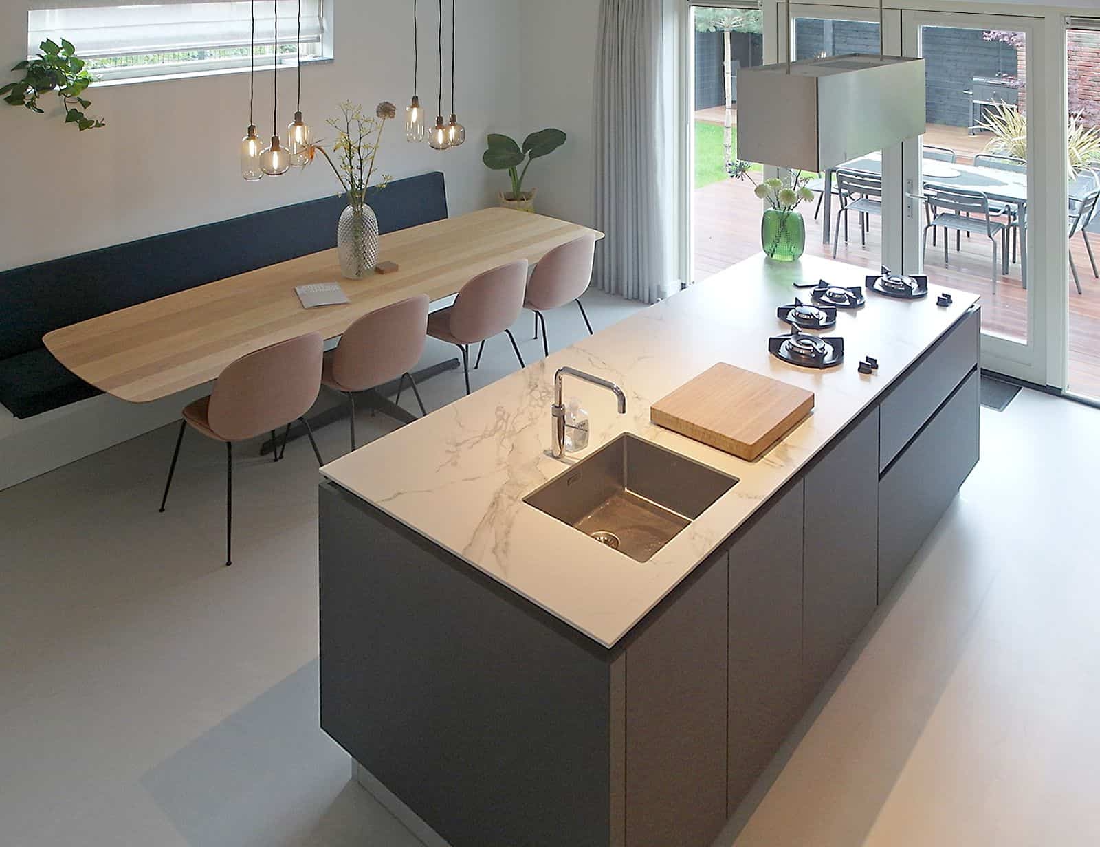 Woonkamer stucen Den Haag